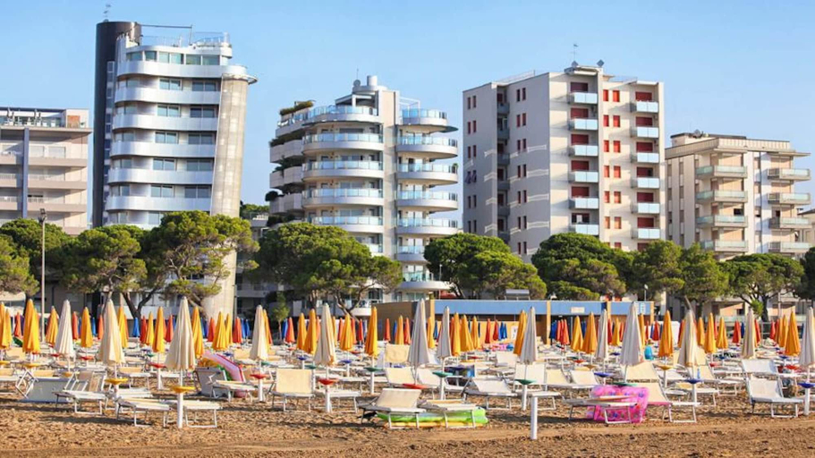 Beach 3, Bright sea View Apartment, Udine