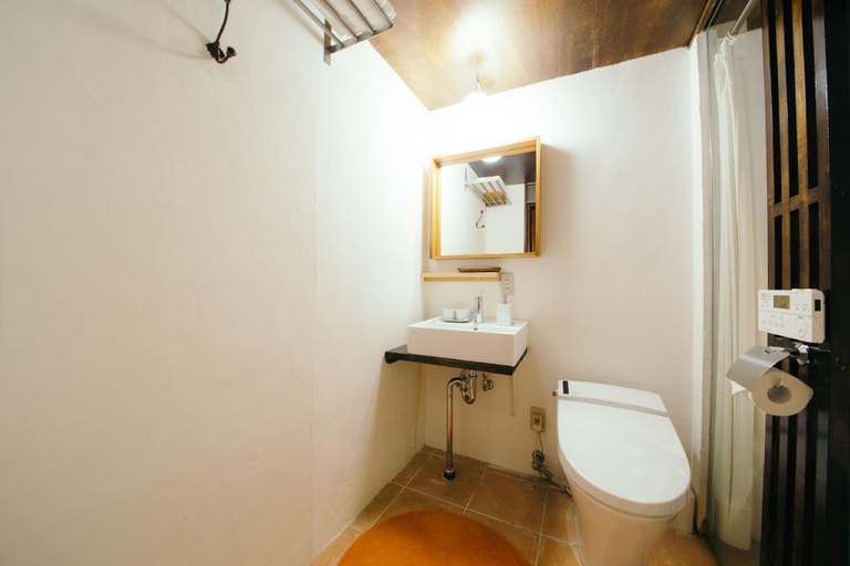 Bathroom 3, Cinq Petite Chambre, Kyoto