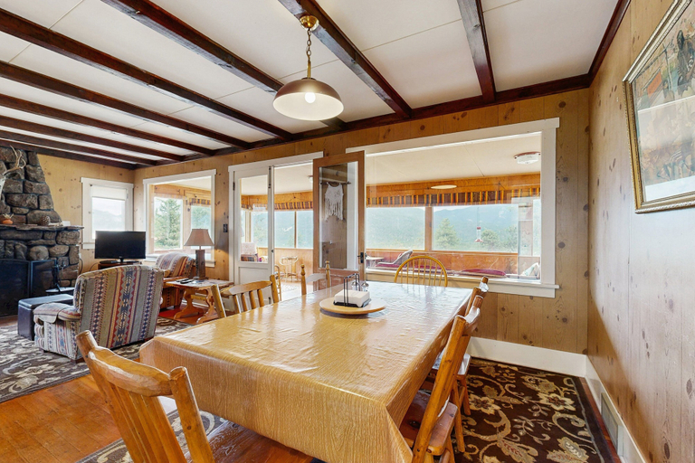 Room 2, Charming Vacation Home Close to Rocky Mountain National Park, Larimer