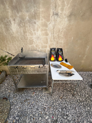 BBQ/picnic area, Apartments Miso, Orebić