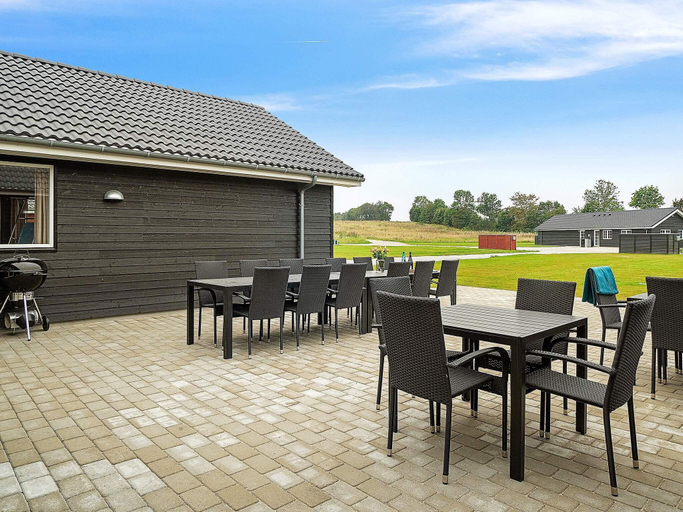 Food & Drinks 5, 5 star holiday home in Grenaa, Norddjurs