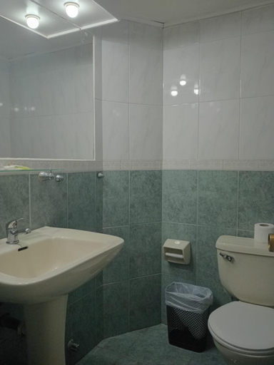 Bathroom 2, Apart Hotel Astore, Antofagasta