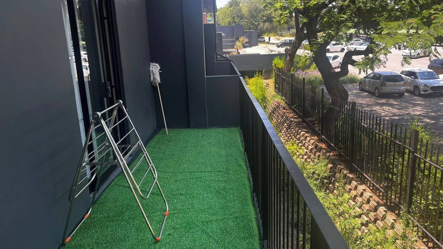 Property grounds 5, Unit 42 circa apartment, City of Tshwane