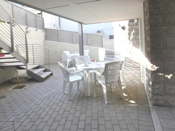 Balcony 3, Renovated Residence Just Steps From the Beach, Udine
