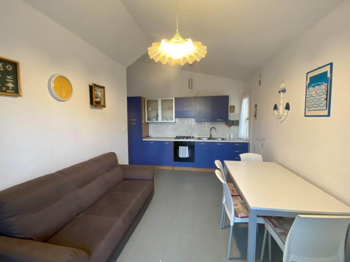Dining room 3, Beachside Retreat With Stunning sea Views, Venezia