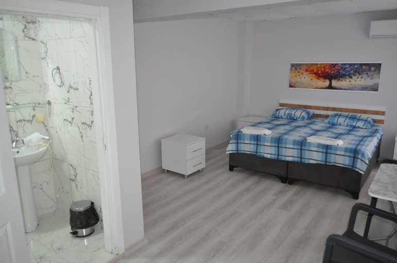 Room 2, Bulut Gaye Pansiyon, Merkez