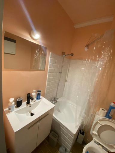 Bathroom 3, Room-central Cozy Fully Equiped Studio, West-Vlaanderen