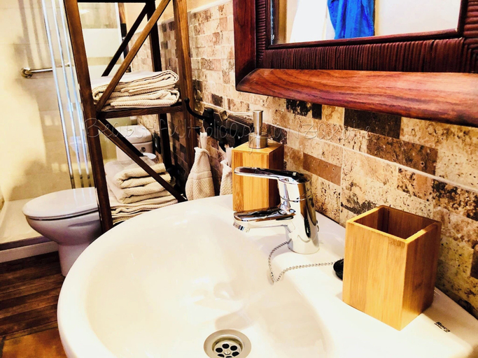 Bathroom amenities, Casita Bellavista With Great Views in Mozaga, Las Palmas