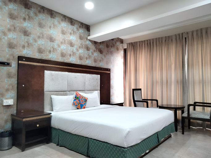 Room 5, Frazer Suites, Bangalore