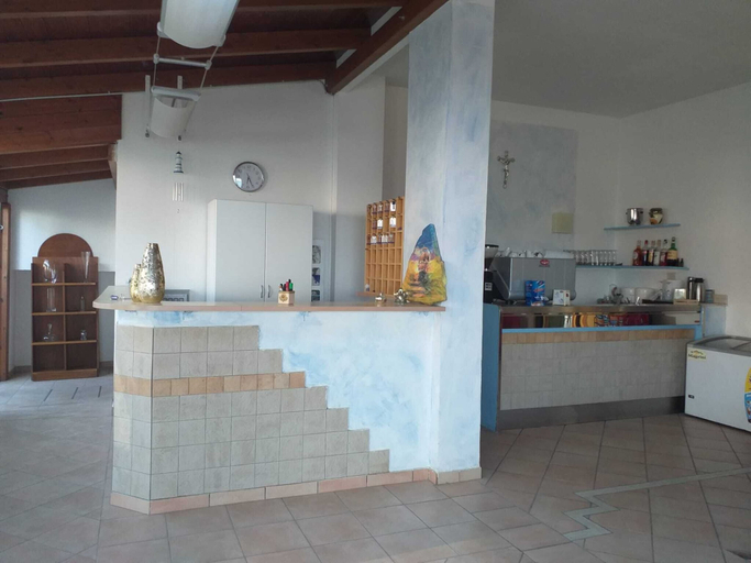 Others 2, Room-bright Quadruple Room a Stone Throw, Teramo