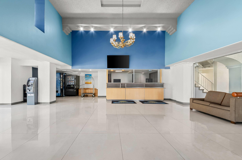 Public Area 2, Days Inn by Wyndham Buena Park, Orange