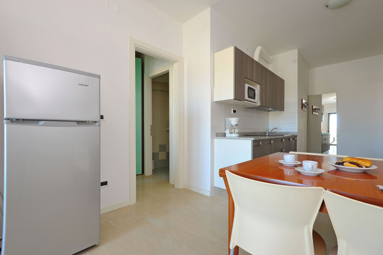 Interior 5, Cozy Getaway Just 50m From the Beach, Udine