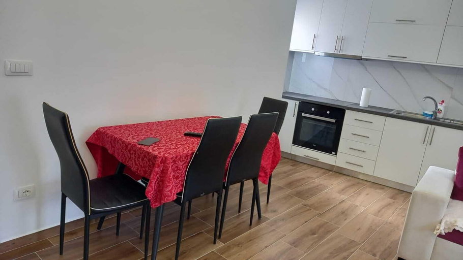 Others 3, Luxury Apartment for Rent With Sea View, Sarandës