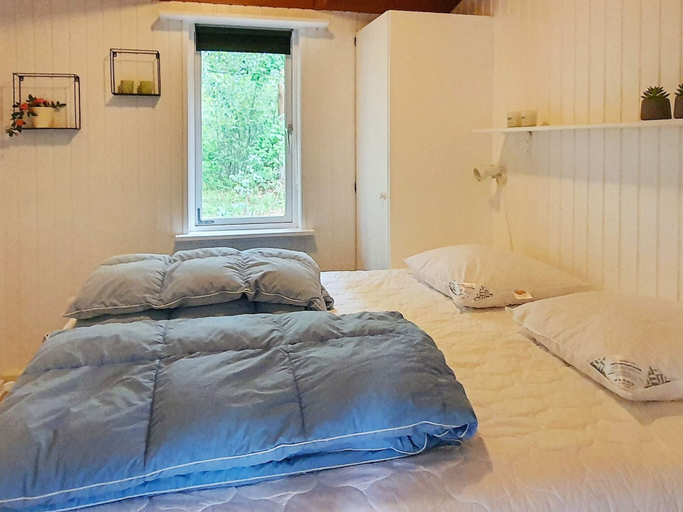 Bedroom 2, 4 Star Holiday Home in Hadsund, Mariagerfjord