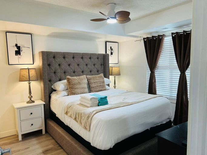 Room 5, Modern Comfort in Edmonton's Heart, 2 Bedroom Apartment, Division No. 11