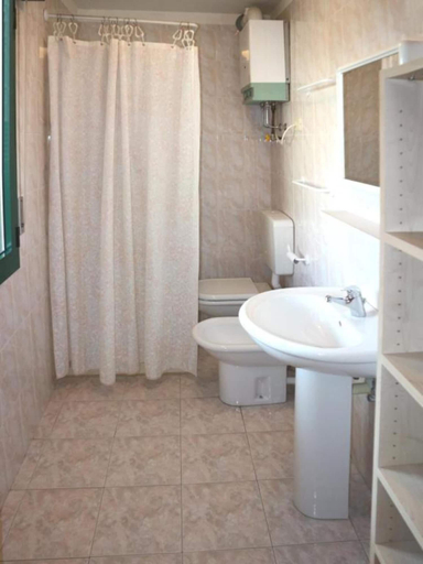 Bathroom, Equipped Flat in a Great Location, Udine