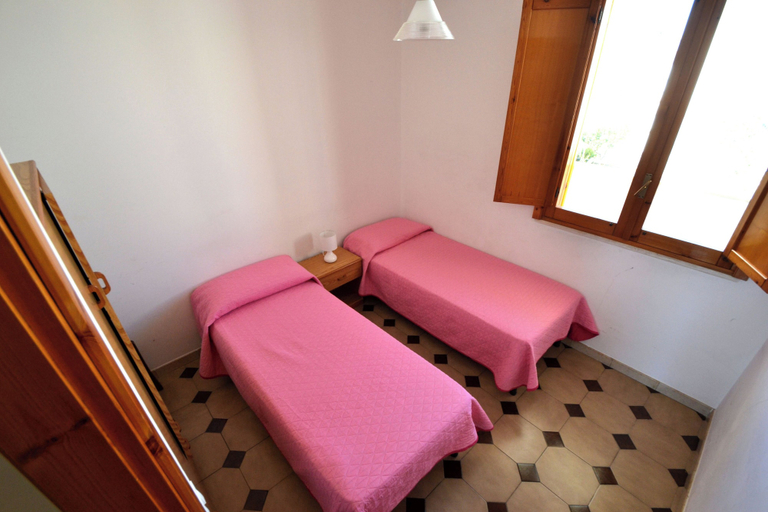 Bedroom 3, Air-conditioned Yoko Holiday Home for 5 Guests, Lecce