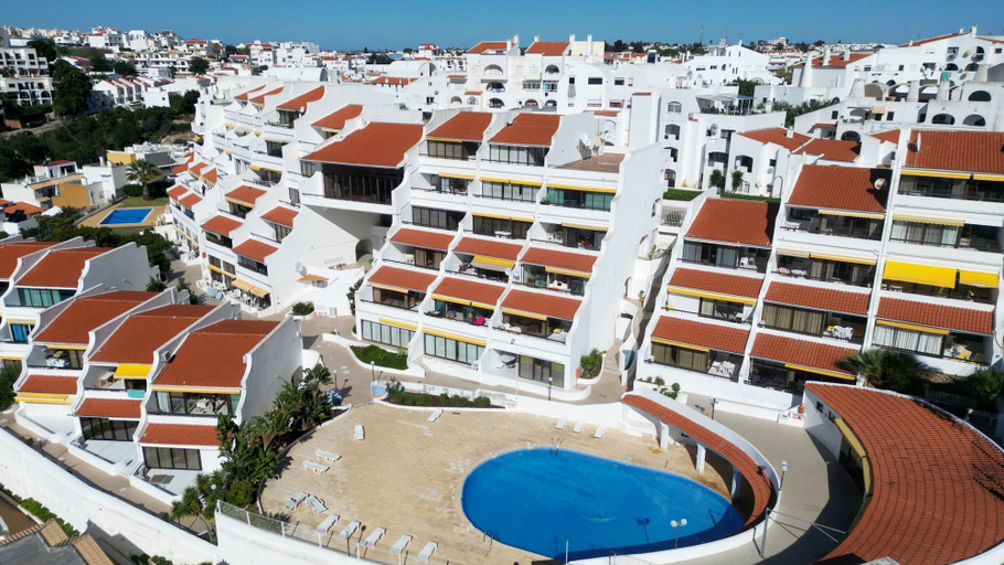 Room 2, Sunset View Albufeira 53, Albufeira