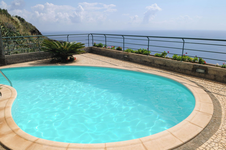Sport & Beauty 4, An Uninterrupted 180º Overlooking the Atlantic Ocean, Santa Cruz