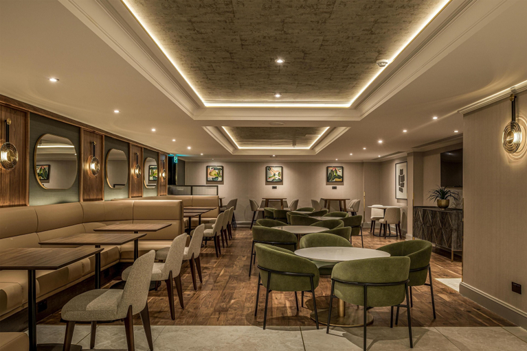 Food & Drinks 5, Hilton London Watford, Hertfordshire