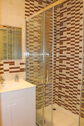 Bathroom 4, Residencial Monte Carlo, Porto