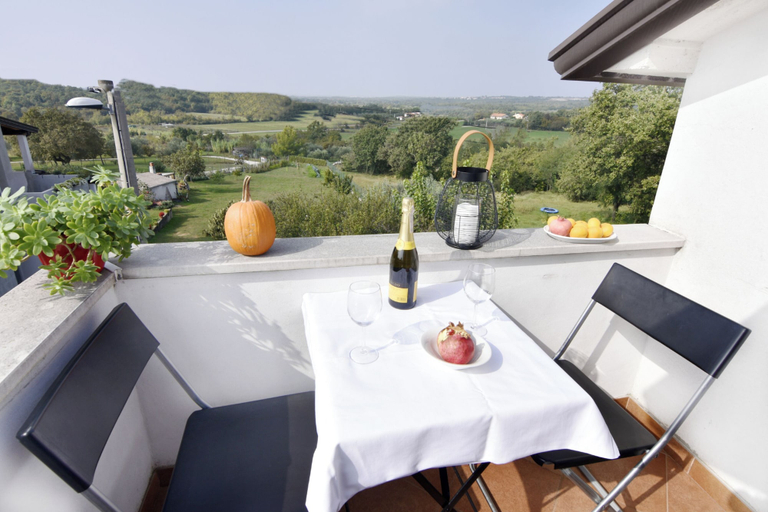 Outdoor dining 3, Green Retreat in Gornji Picudo, Umag