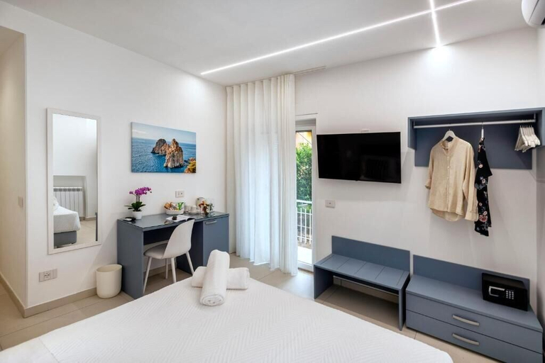 Bedroom 2, B&B Gargiulo Family, Napoli