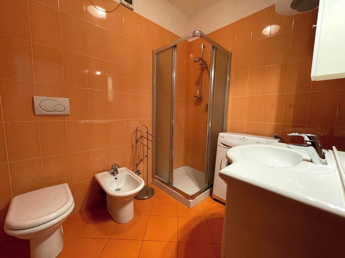 Bathroom shower, Enjoy Your Holiday in our Pool-beahost, Venezia