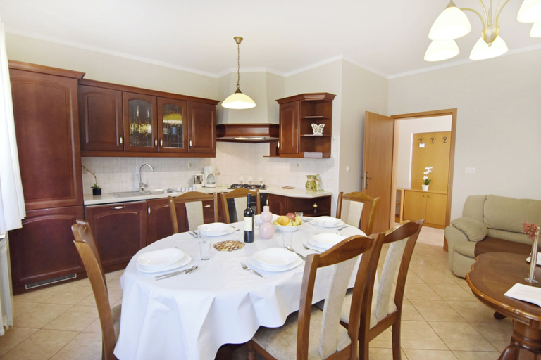 Dining room 2, Spacious Ground-floor Flat in Umag, Umag
