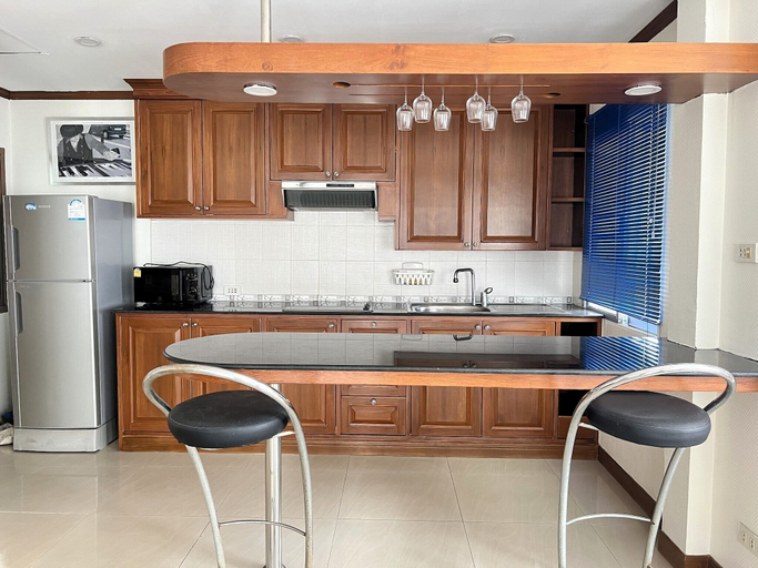 Interior 3, Spacious Corner 1-Bedroom Condo with 2 Balconies - Baan Suan Lalana, Pattaya
