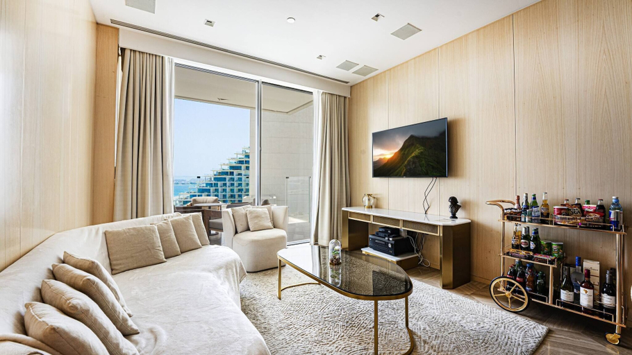 Living room, Five Palm Jumeirah 2 Bdr Full Sea View, Dubai