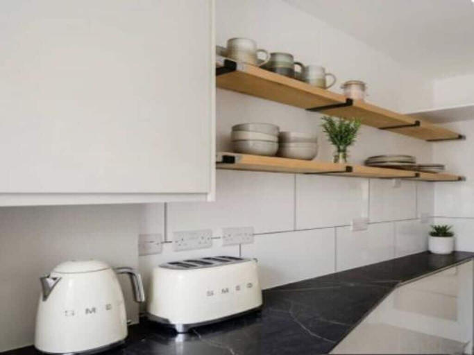 Interior 3, Heathfield Garden Retreat, London