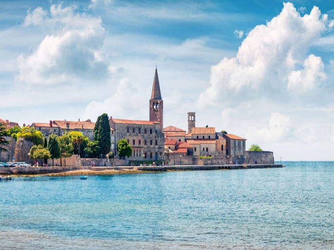 View from property 5, Spacious Apartment With Garden, Poreč