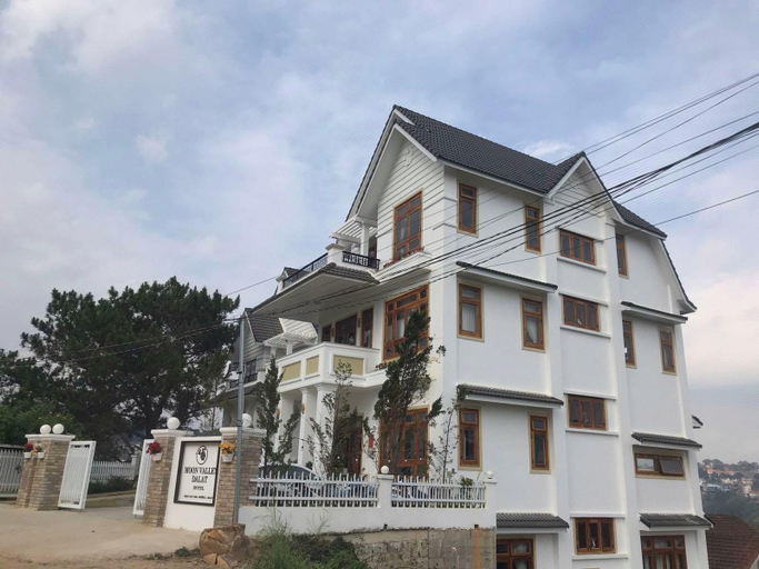 Exterior & Views 1, Moon Valley Dalat Hotel, Đà Lạt