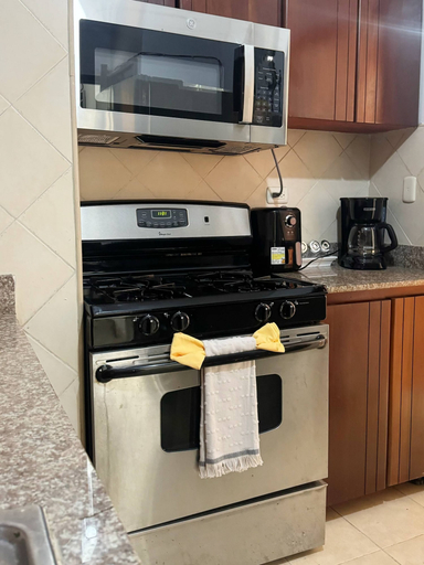 Private kitchen 4, Jacuzzi Haven Villa!, Santo Domingo Norte