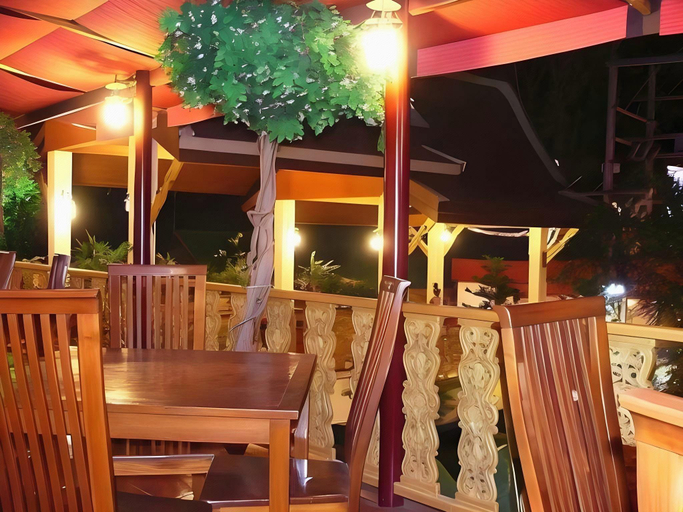 Food & Drinks 5, iRest Ao Nang Seafront, Mueang Krabi