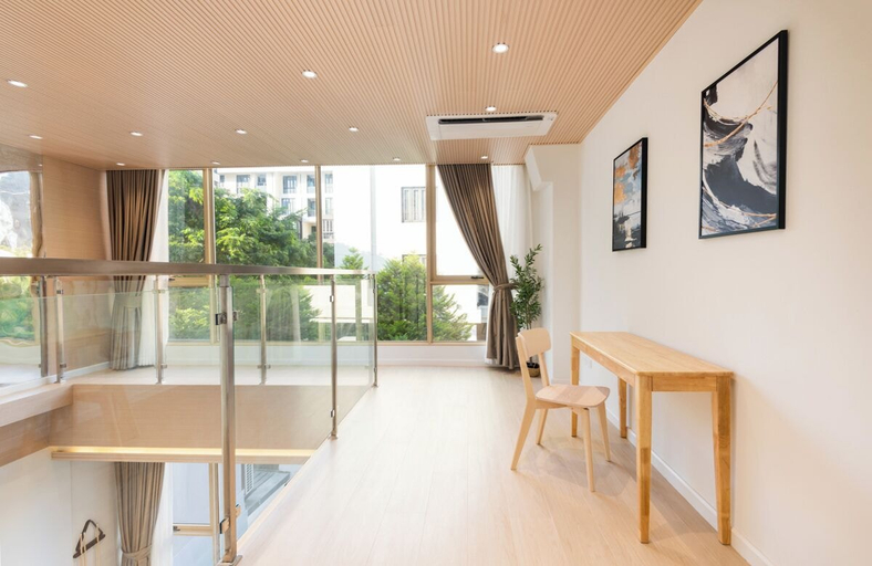 Living area 2, Spacious 4BR Muji Home With Loft & Pool in Ekkamai, Wattana