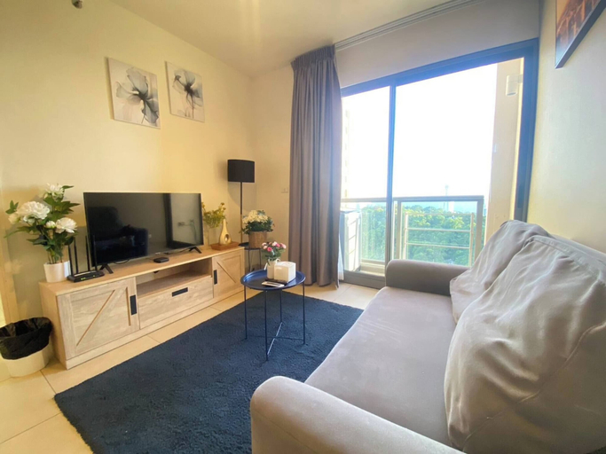 Living room 4, Sea View High Floor 2 Bed Room-excellent Location, Pattaya