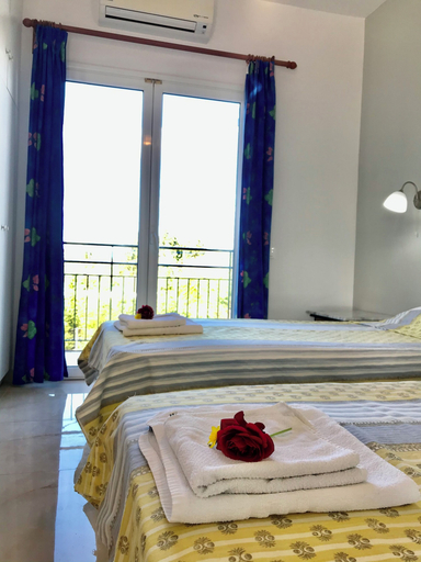Bedroom 3, Room-banos Apartment With 2 Rooms and sw, Ionian Islands