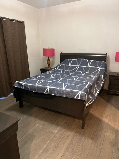 Room 3, Places to Stay bbq ac Heat Parking Wiffi, Kawartha Lakes