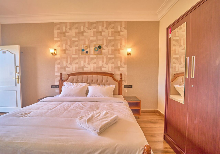 Room 3, Ooty Mountain Bliss by VOYE HOMES, The Nilgiris