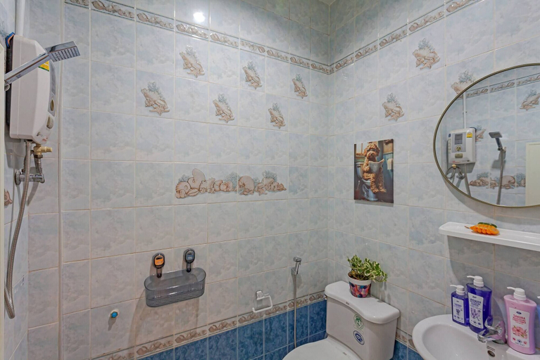 Bathroom 5, Cocos Townhouse BTS onnut 350 Meters 3Br3Bth, Phra Khanong