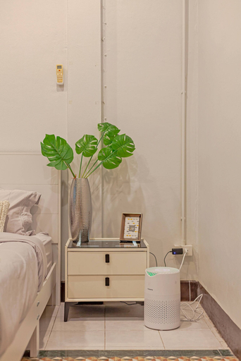 Room 5, Coco's Townhouse BTS Onnut 350 Meters 3br3bth, Phra Khanong