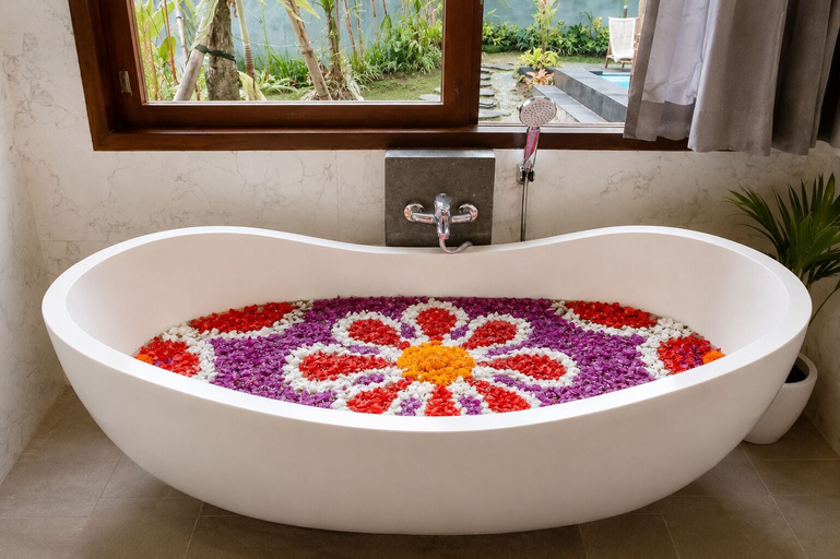 Bathroom 3, Togog Sebatu Villa, Gianyar
