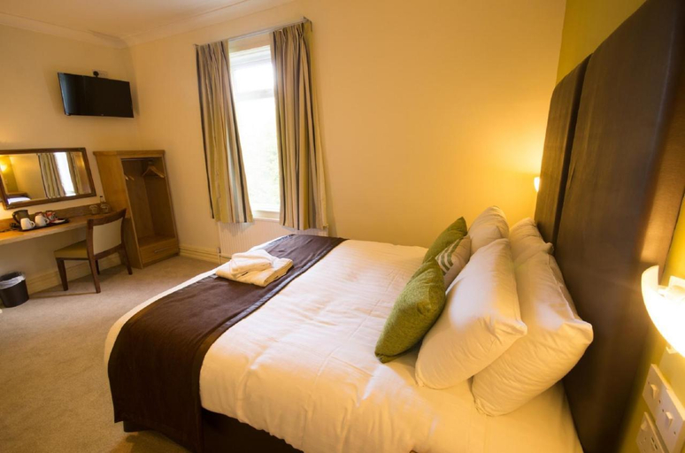 Bedroom 2, Wakefield Limes Lodge, Leeds