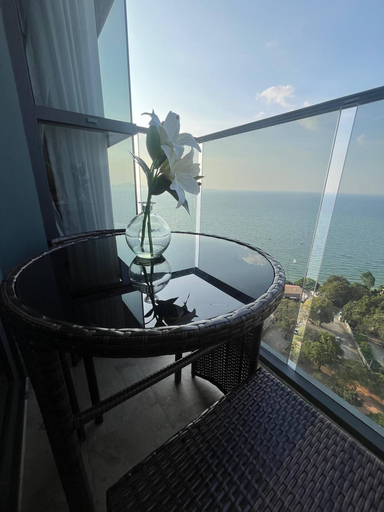 Balcony 5, Breath Taking Sea View - Luxury Living, Pattaya