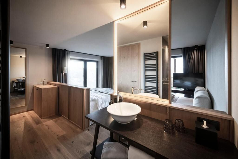 Bathroom 5, Hotel Gfell, Bolzano