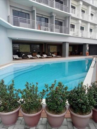 Pool 2, The Haven at Lush Residences Makati, Makati City