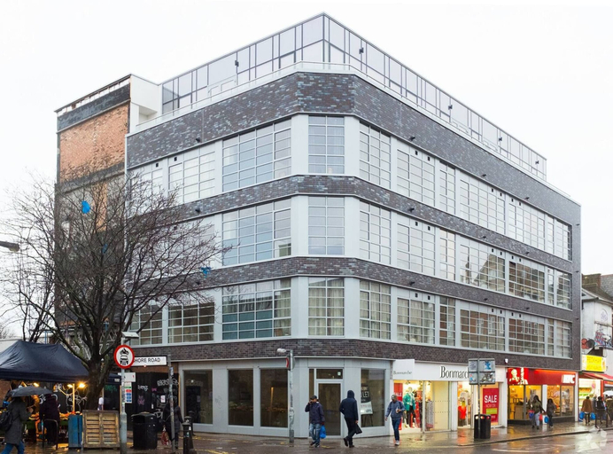 Exterior & Views 2, Modern & Stylish 1 Bedroom Flat, London