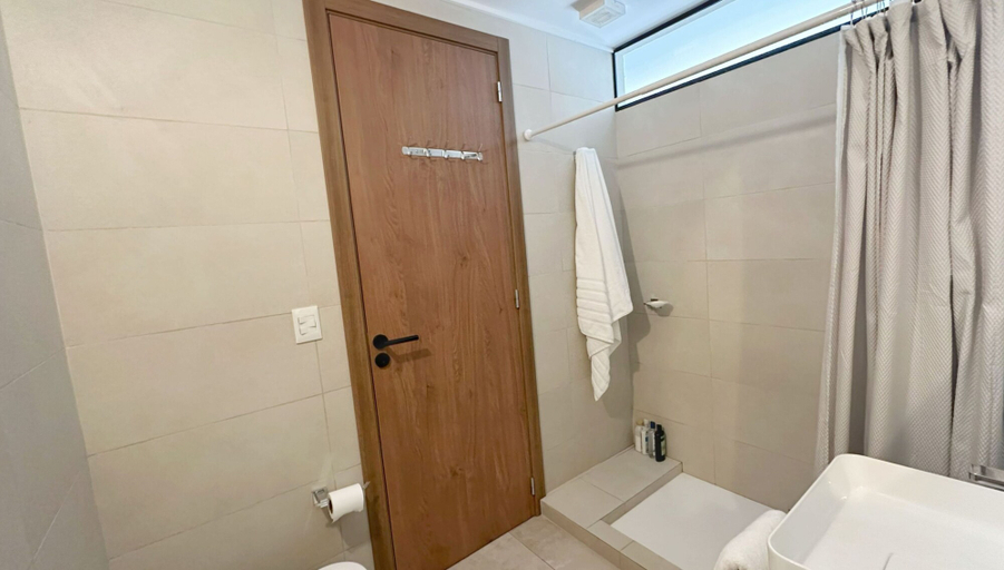 Bathroom 5, Blue Aparts Angostura, Los Lagos